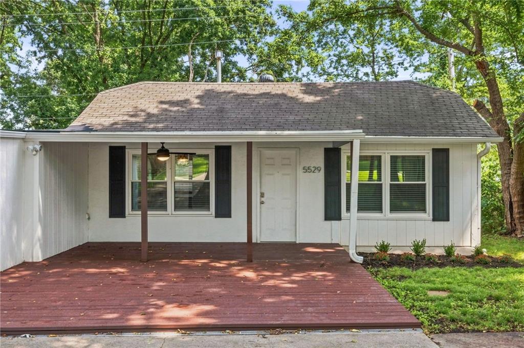 5529 Outlook Street Property Photo 8