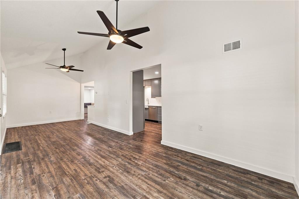 5529 Outlook Street Property Photo 13