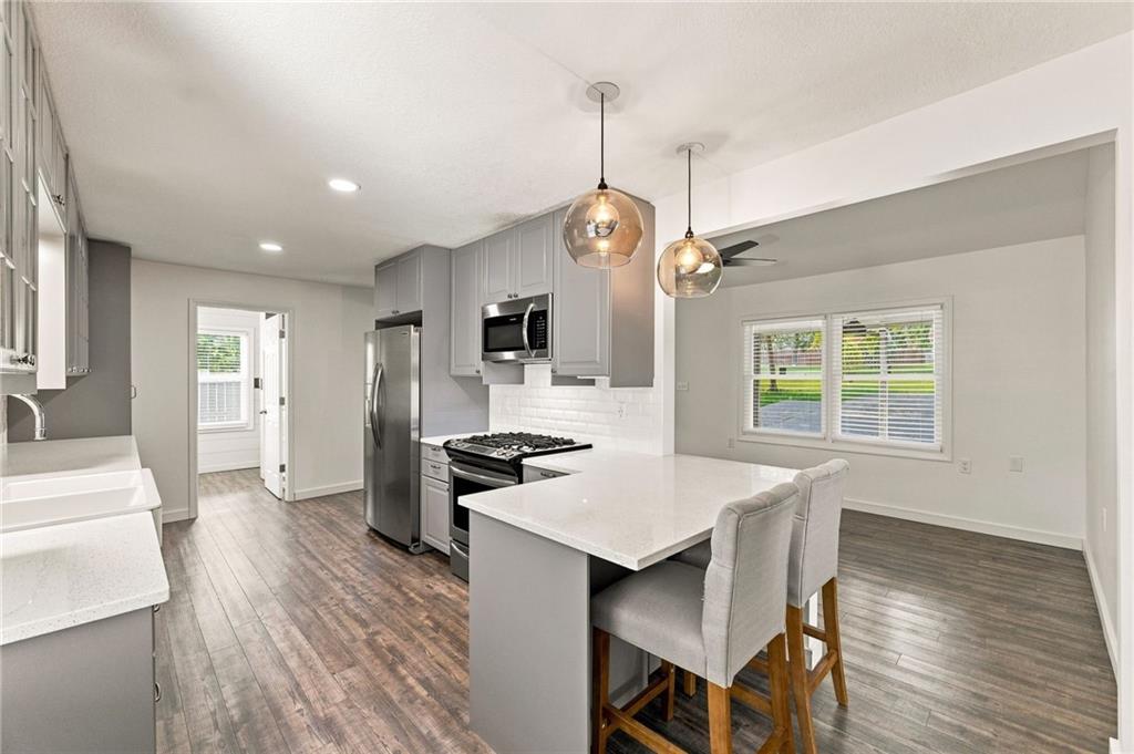 5529 Outlook Street Property Photo 16