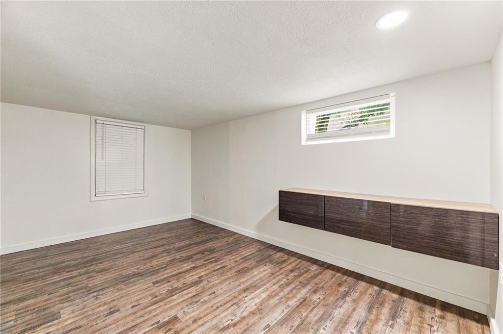 5529 Outlook Street Property Photo 22
