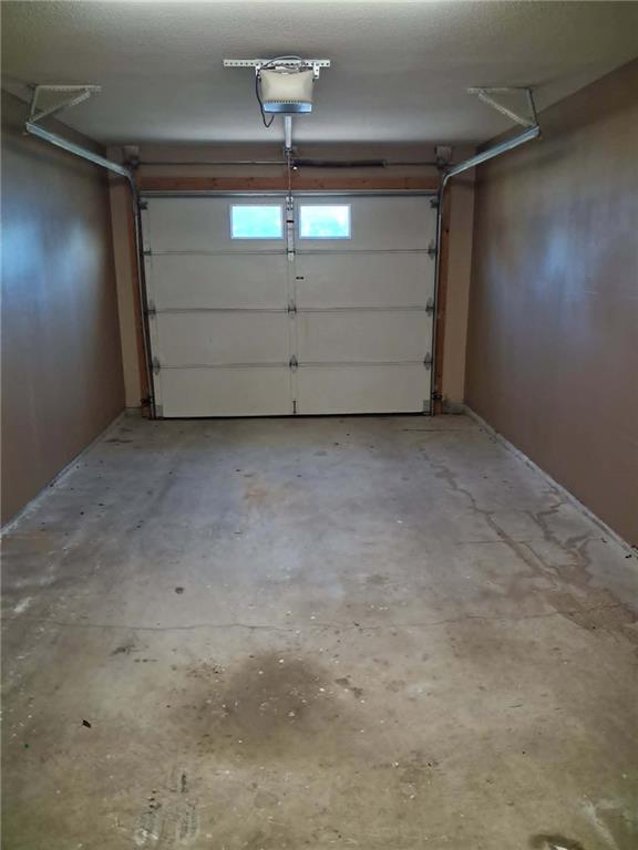 115, 117, 119, 121 W Wilson Street Property Photo 30