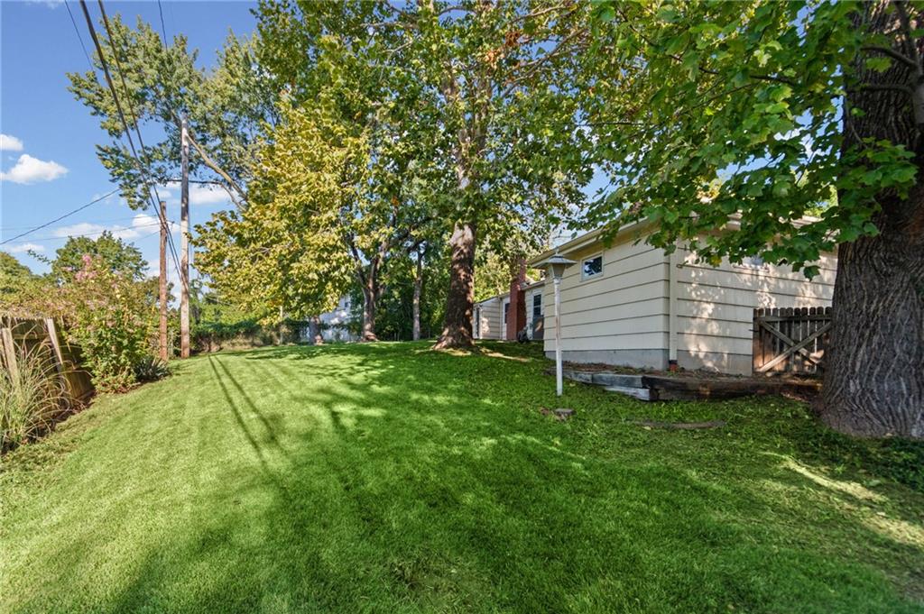 1913 E 29th Avenue Property Photo 36