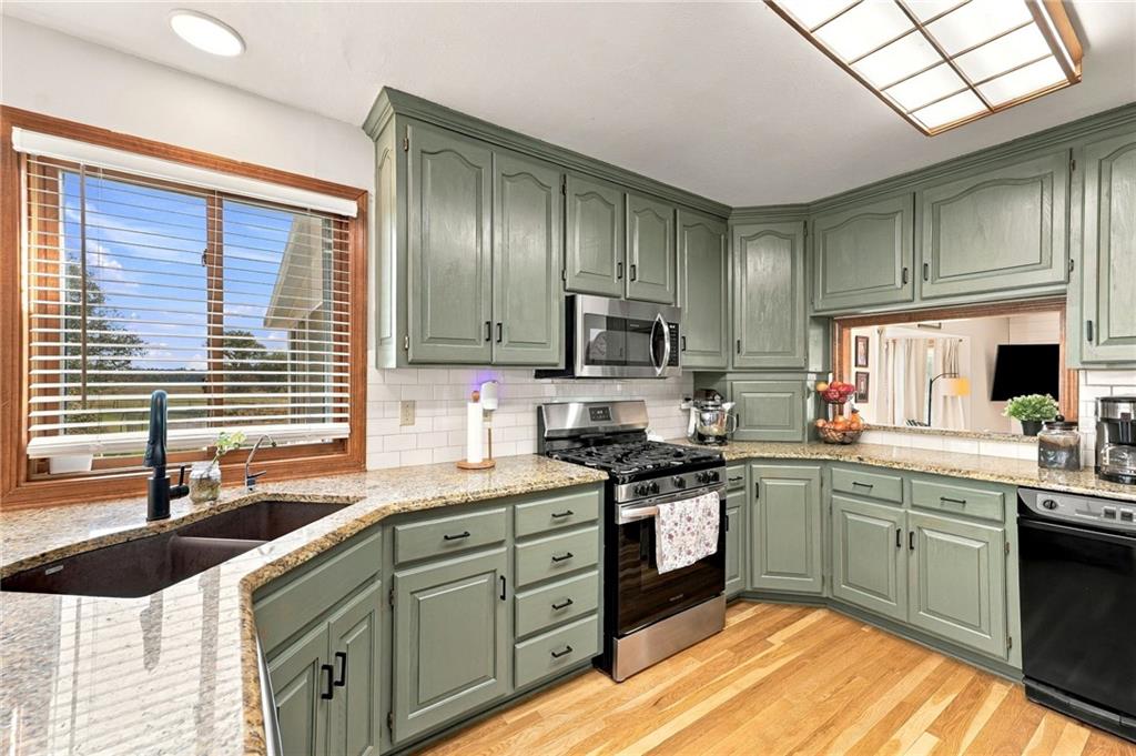 13019 N Prospect Avenue Property Photo 10