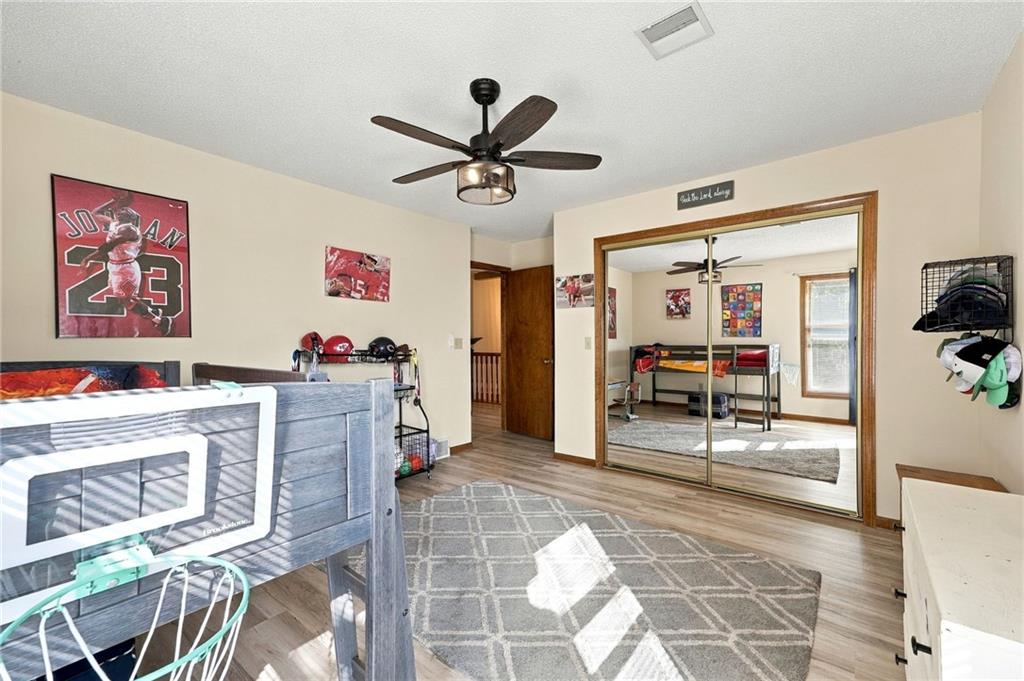 13019 N Prospect Avenue Property Photo 33