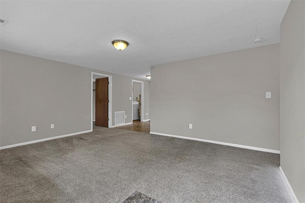6503 River Road Property Photo 8