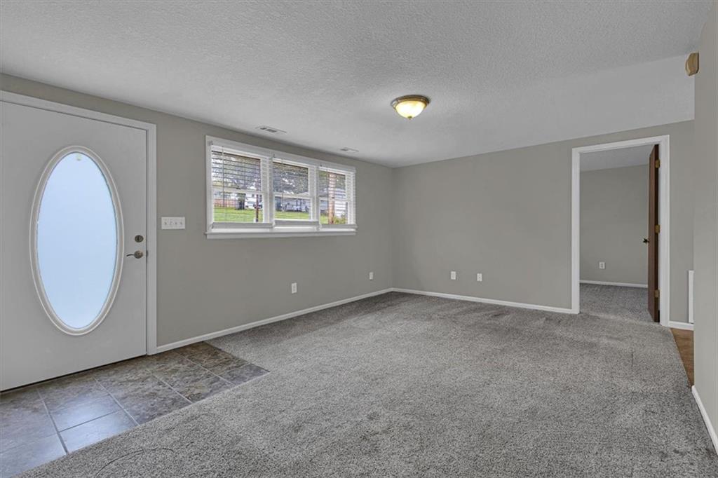 6503 River Road Property Photo 10