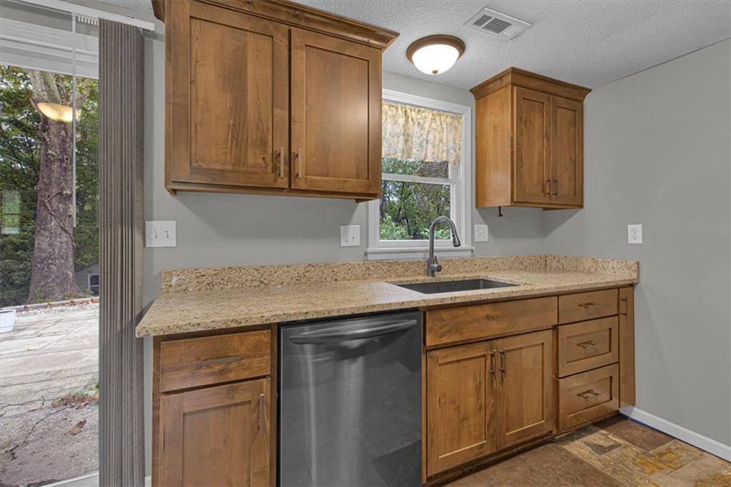 6503 River Road Property Photo 15
