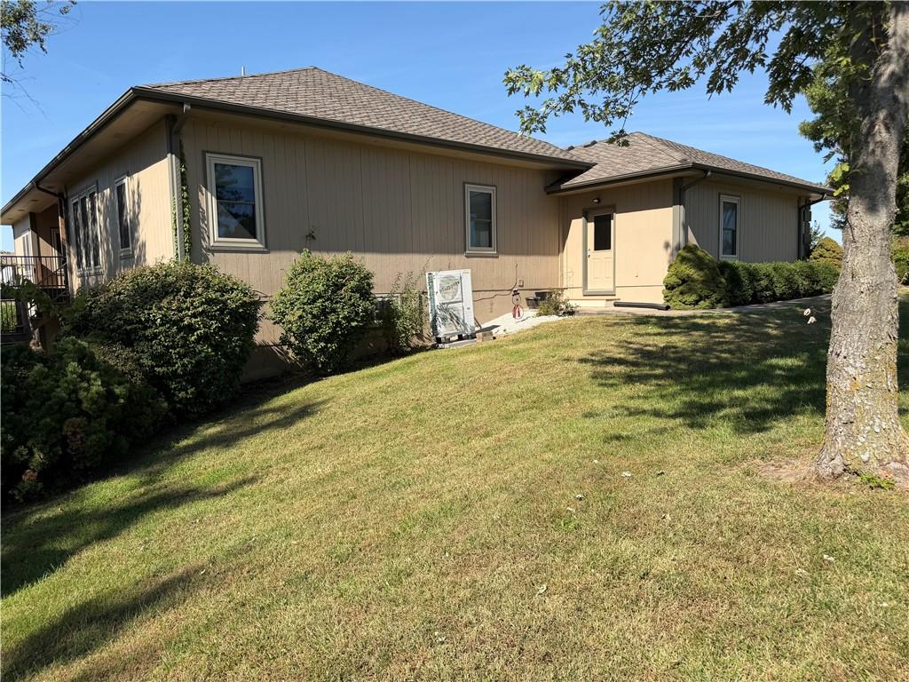 8067 Southpoint Drive Property Photo 4