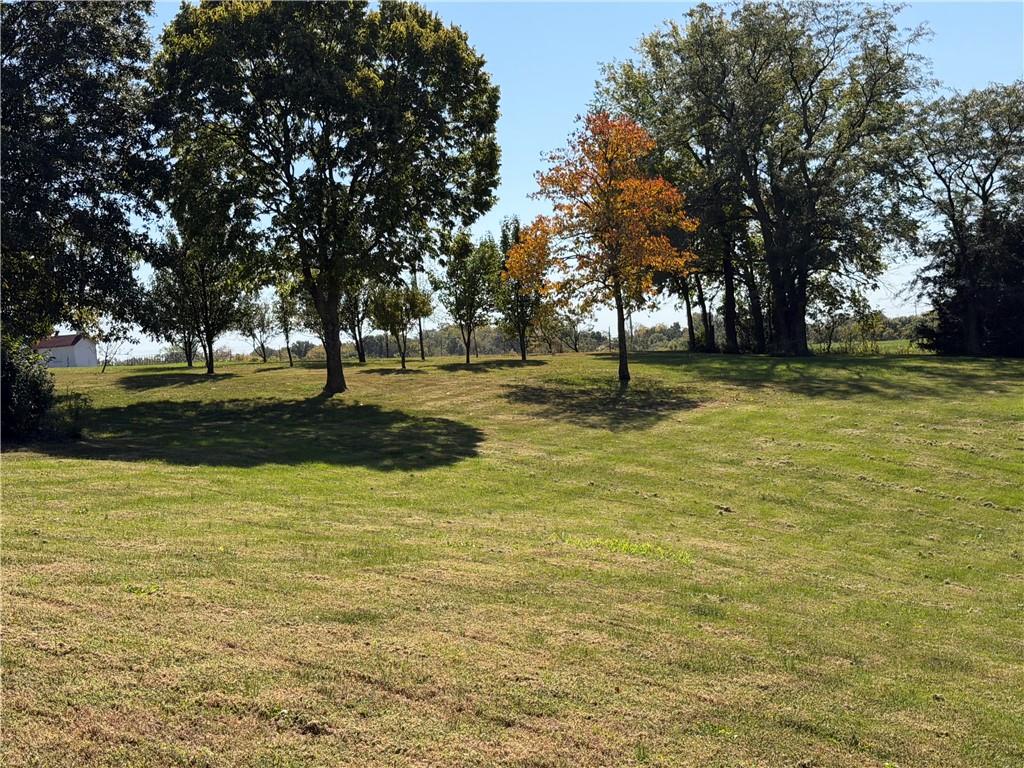 8067 Southpoint Drive Property Photo 5
