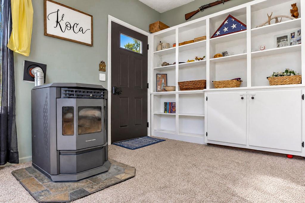 1379 Nw 565th Road Property Photo 7