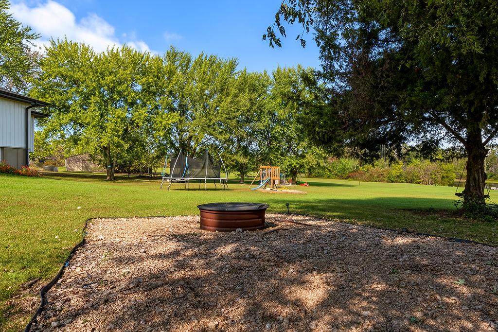 1379 Nw 565th Road Property Photo 47