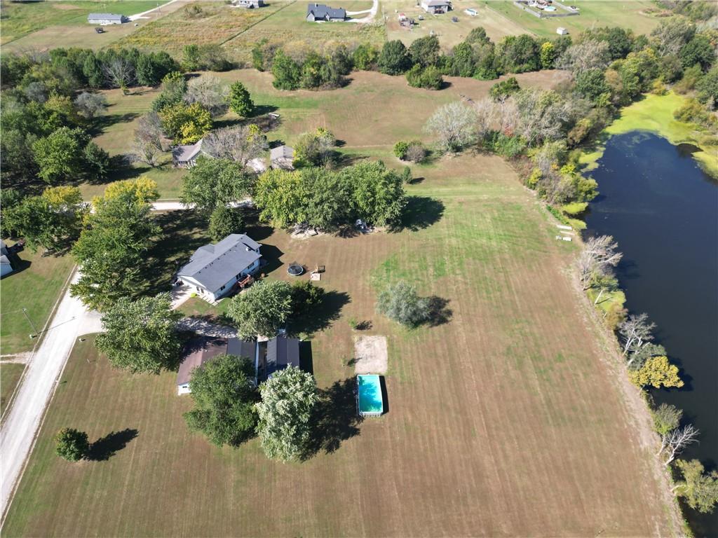 1379 Nw 565th Road Property Photo 48
