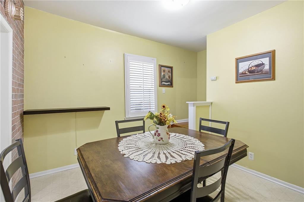 309 E Kansas Avenue Property Photo 11