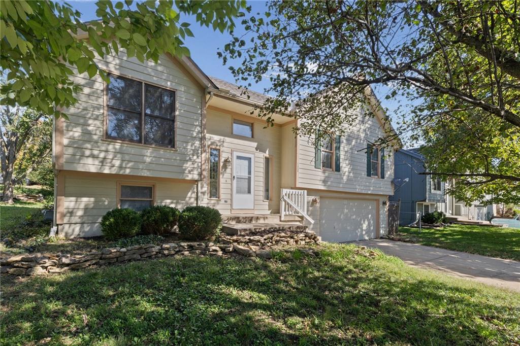 1558 W Mulberry Street Property Photo 1