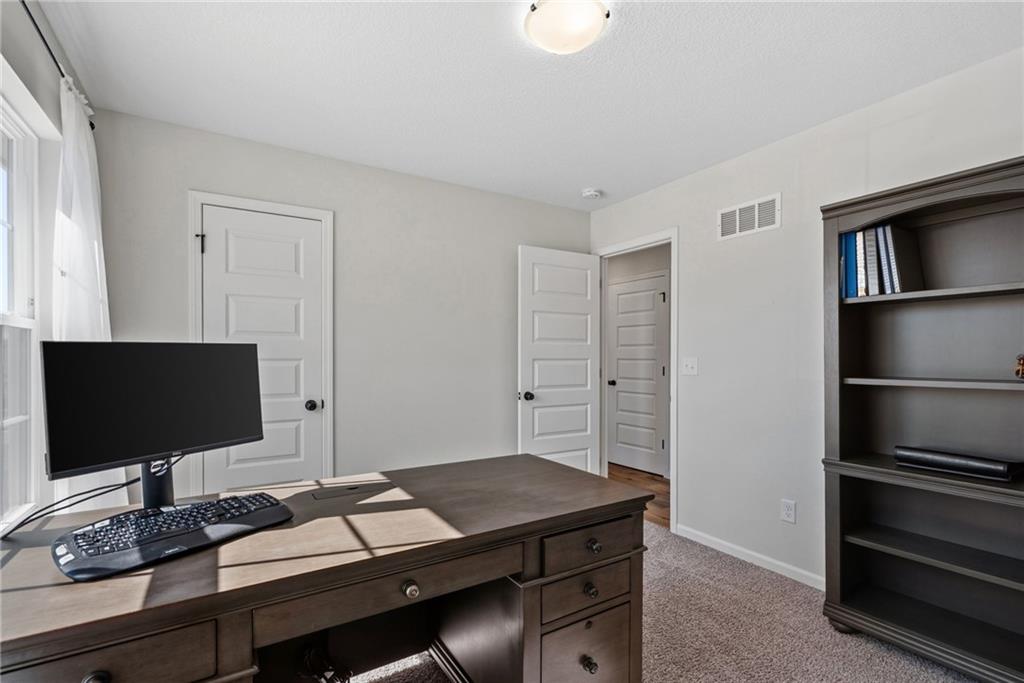 209 Tanner Place Property Photo 17