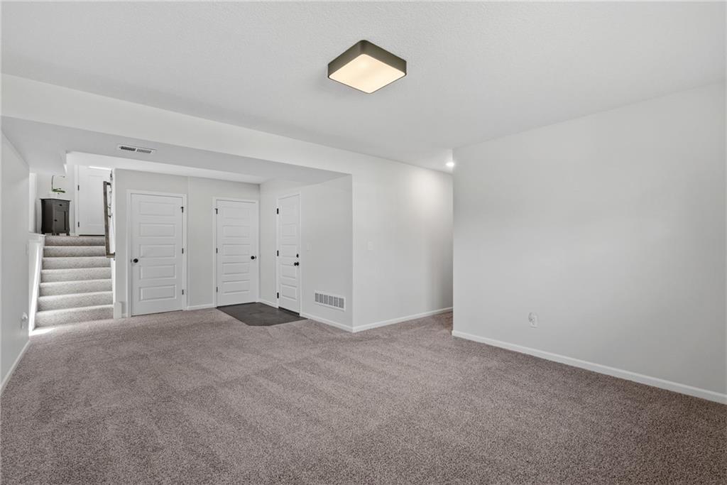 209 Tanner Place Property Photo 23