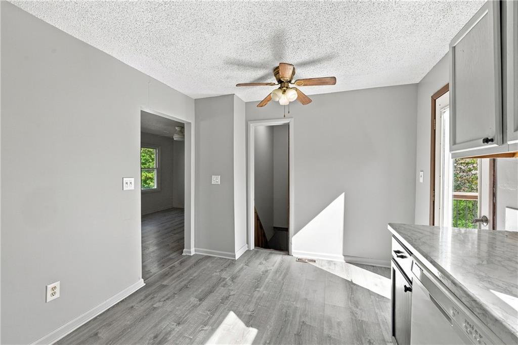 5523 N Poe Street Property Photo 7
