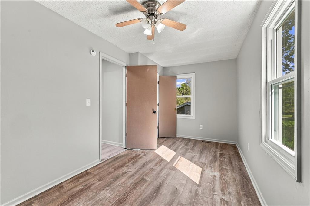 5523 N Poe Street Property Photo 12