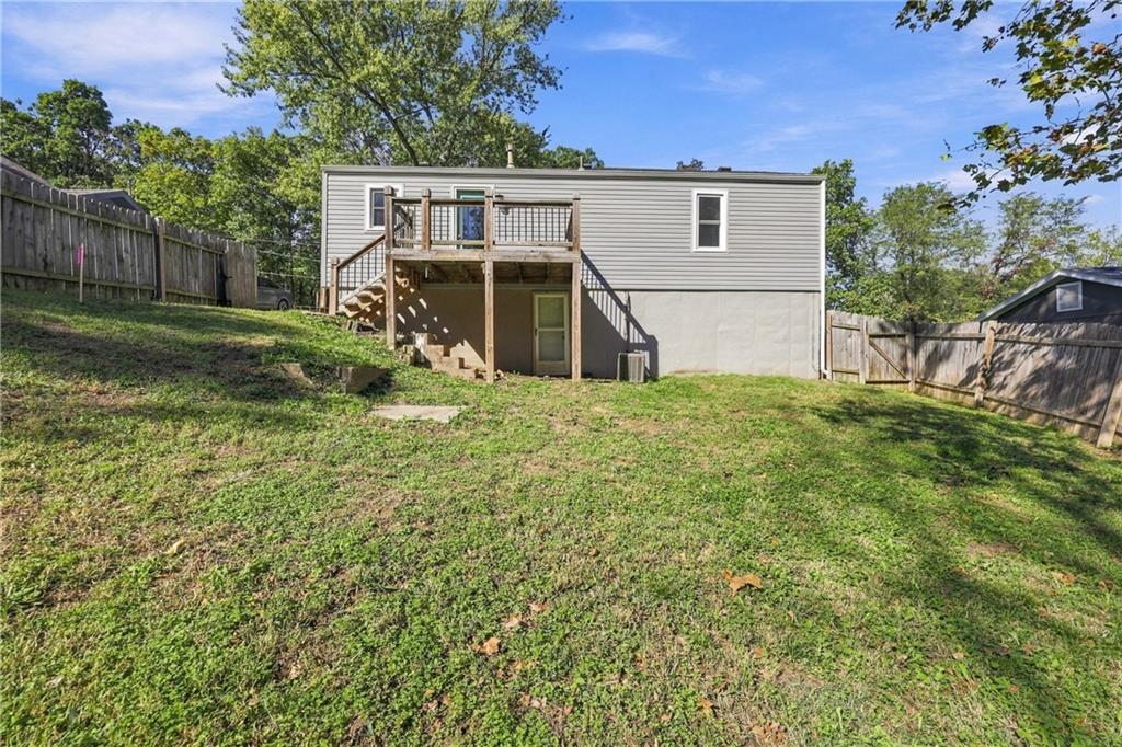 5523 N Poe Street Property Photo 22