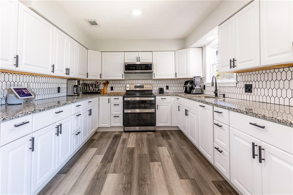 5683 Botkin Road Property Photo 20