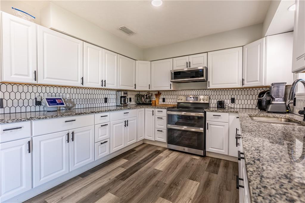 5683 Botkin Road Property Photo 21