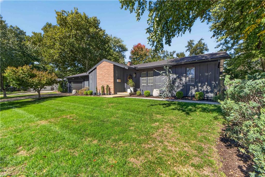 3718 W 96th Street Property Photo 10