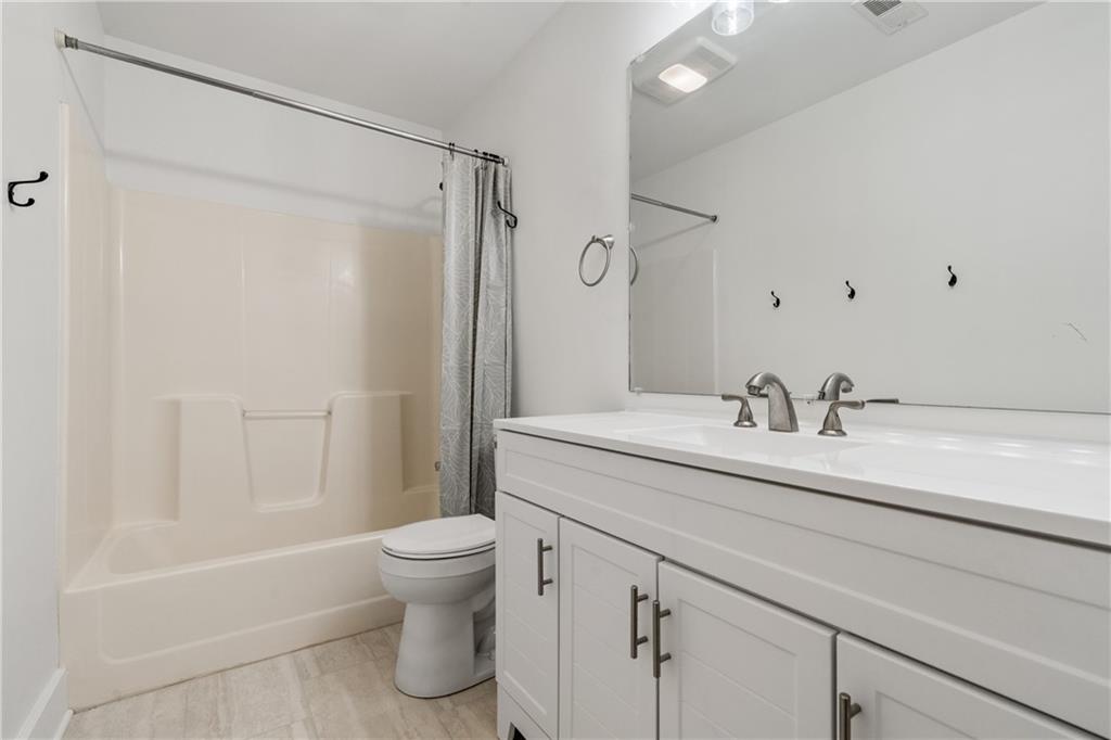 20540 Pflumm Road Property Photo 41
