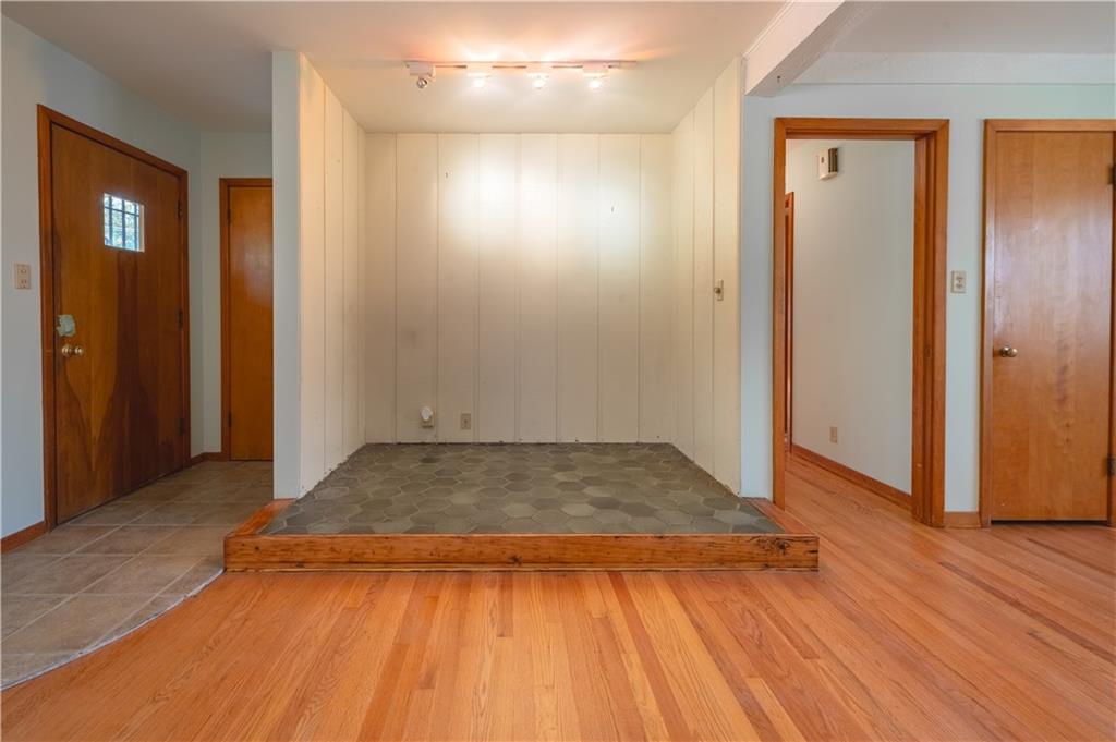 5820 N Lenox Avenue Property Photo 9