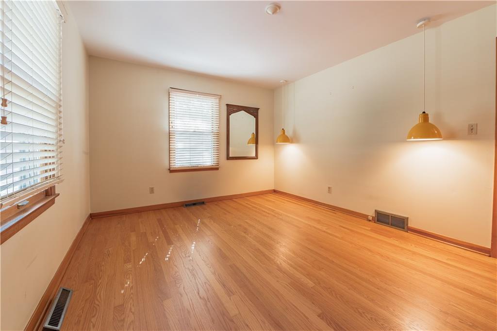 5820 N Lenox Avenue Property Photo 11