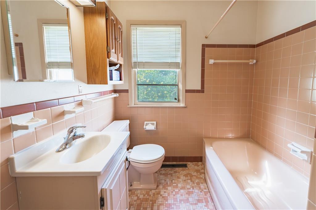 5820 N Lenox Avenue Property Photo 13