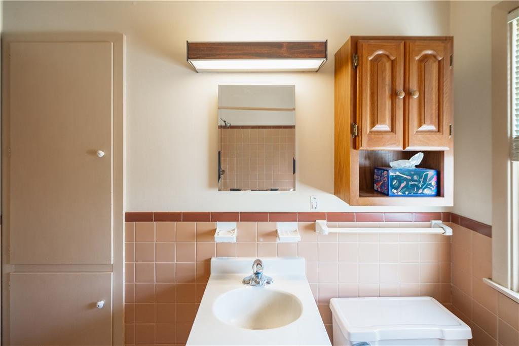 5820 N Lenox Avenue Property Photo 14