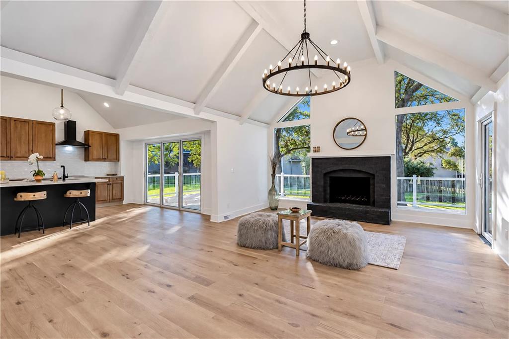 4085 Normandy Drive Property Photo 9