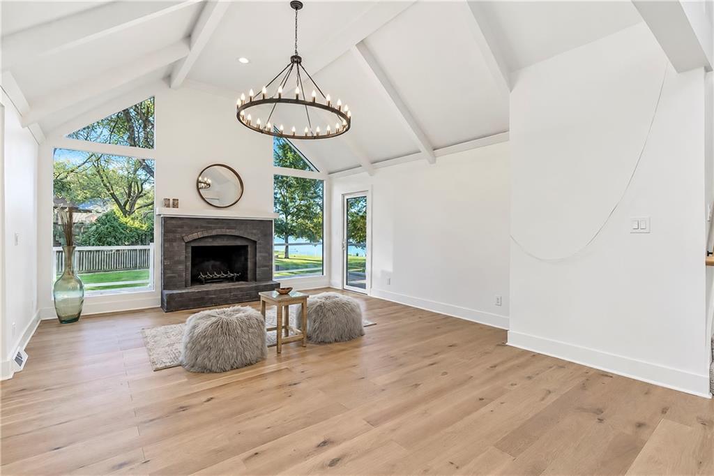 4085 Normandy Drive Property Photo 10