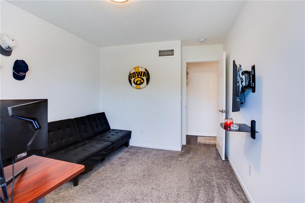 1133 E Butterfield Place Property Photo 16