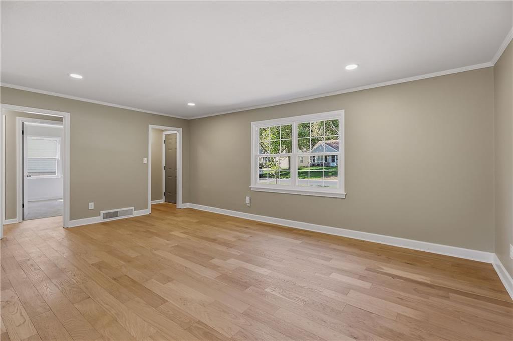 7541 Rainbow Drive Property Photo 2