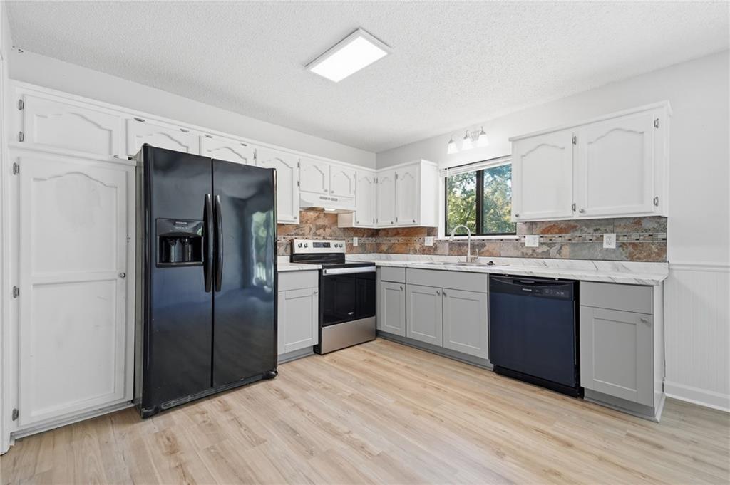 16010 Eastern Avenue Property Photo 7