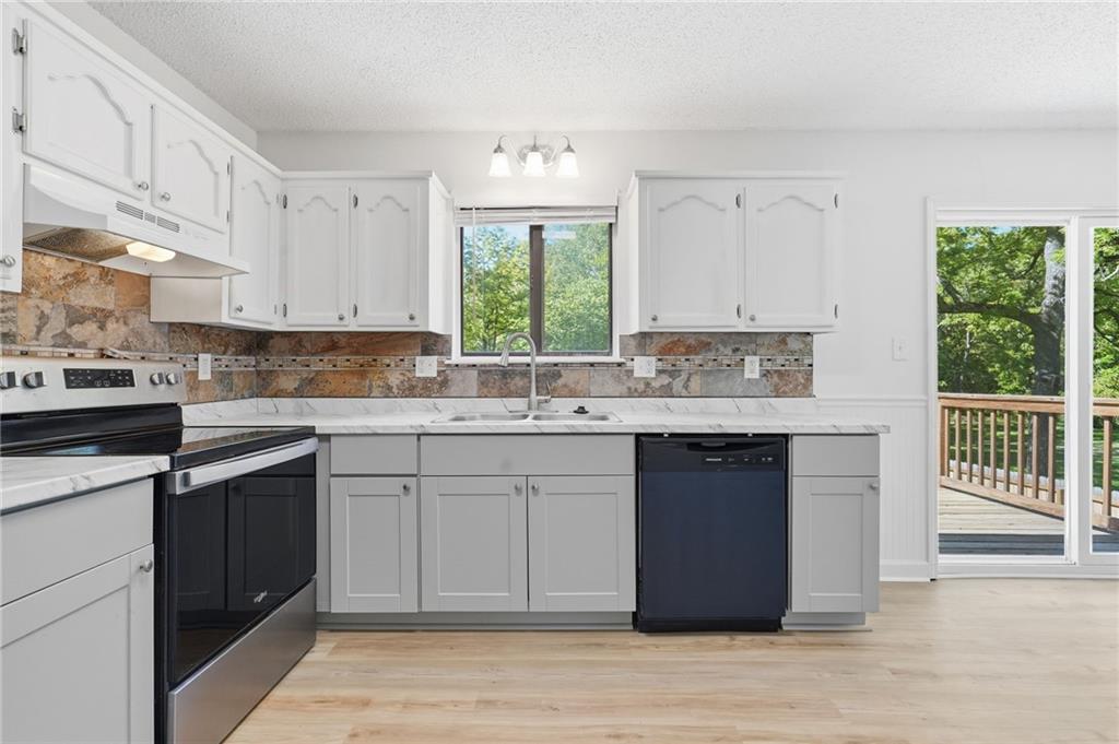 16010 Eastern Avenue Property Photo 8