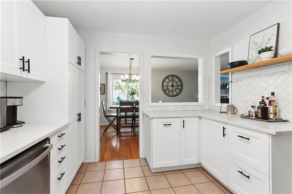 7900 Pennsylvania Avenue Property Photo 10