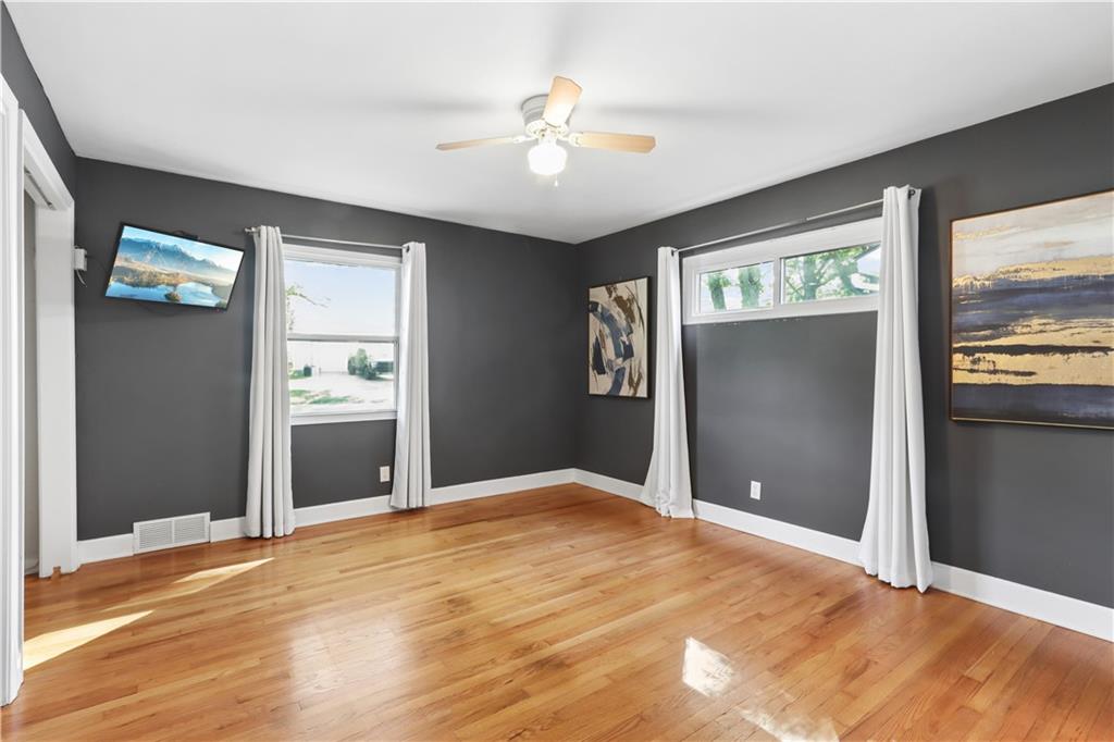 7900 Pennsylvania Avenue Property Photo 11