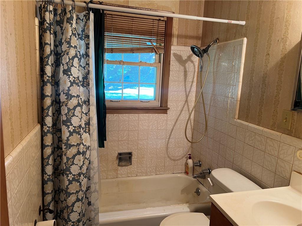 6001 N Michigan Place Property Photo 7