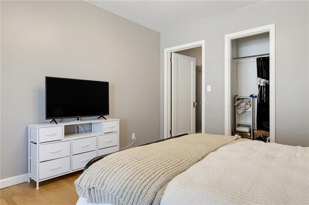 305 Debolt Street Property Photo 15