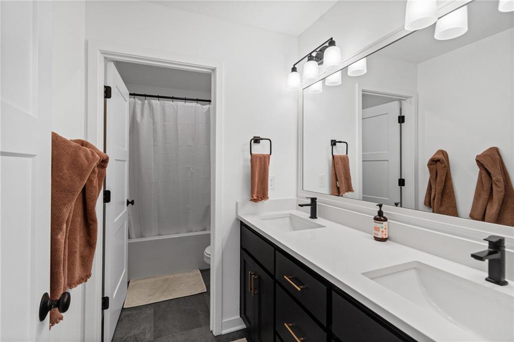 2102 Foxtail Drive Property Photo 28