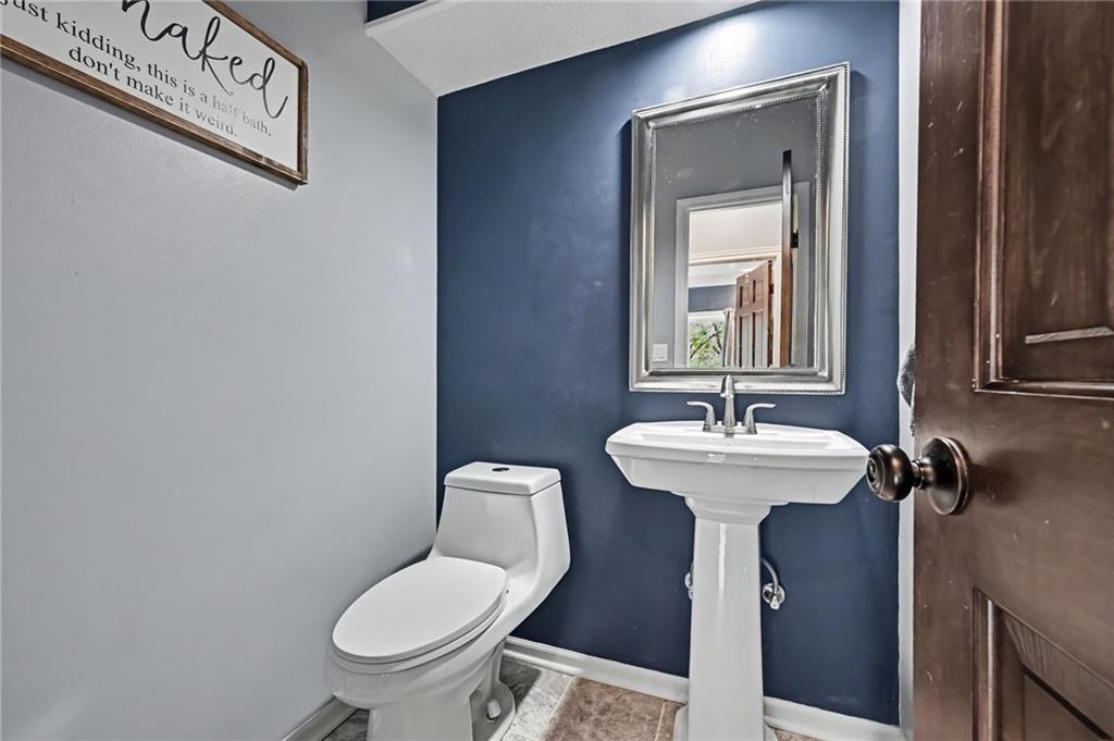 8228 Nw Weatherby Drive Property Photo 27