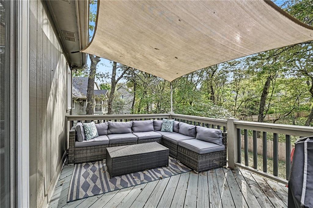 8228 Nw Weatherby Drive Property Photo 34