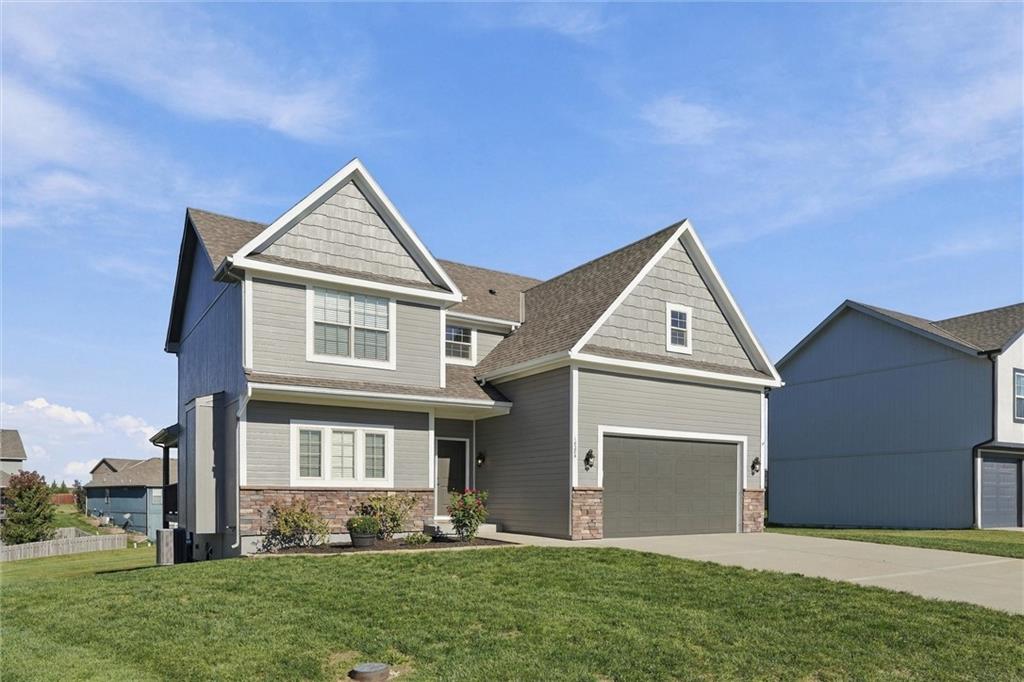 18304 Rock Creek Drive Property Photo 3