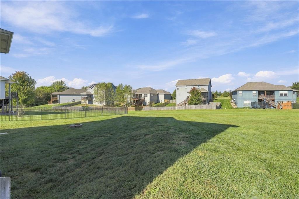 18304 Rock Creek Drive Property Photo 29