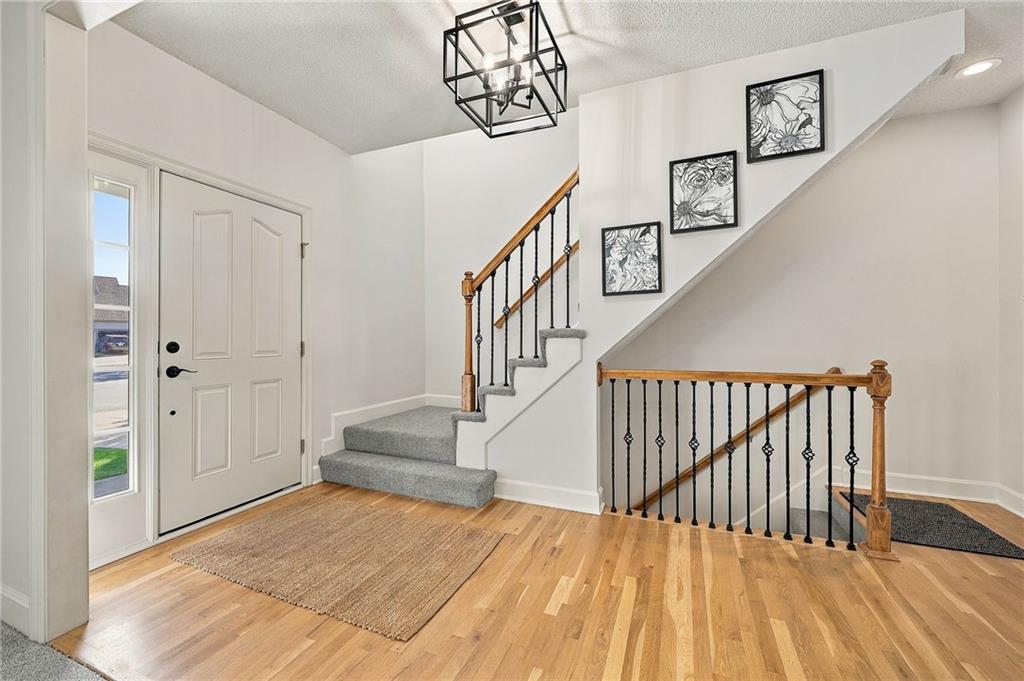 15836 W 153rd Terrace Property Photo 5