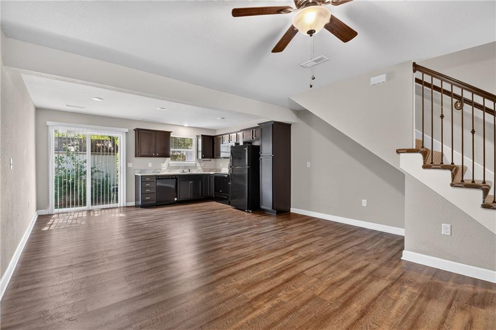 427 Tumbleweed Place Property Photo 8