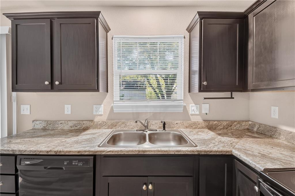 427 Tumbleweed Place Property Photo 10