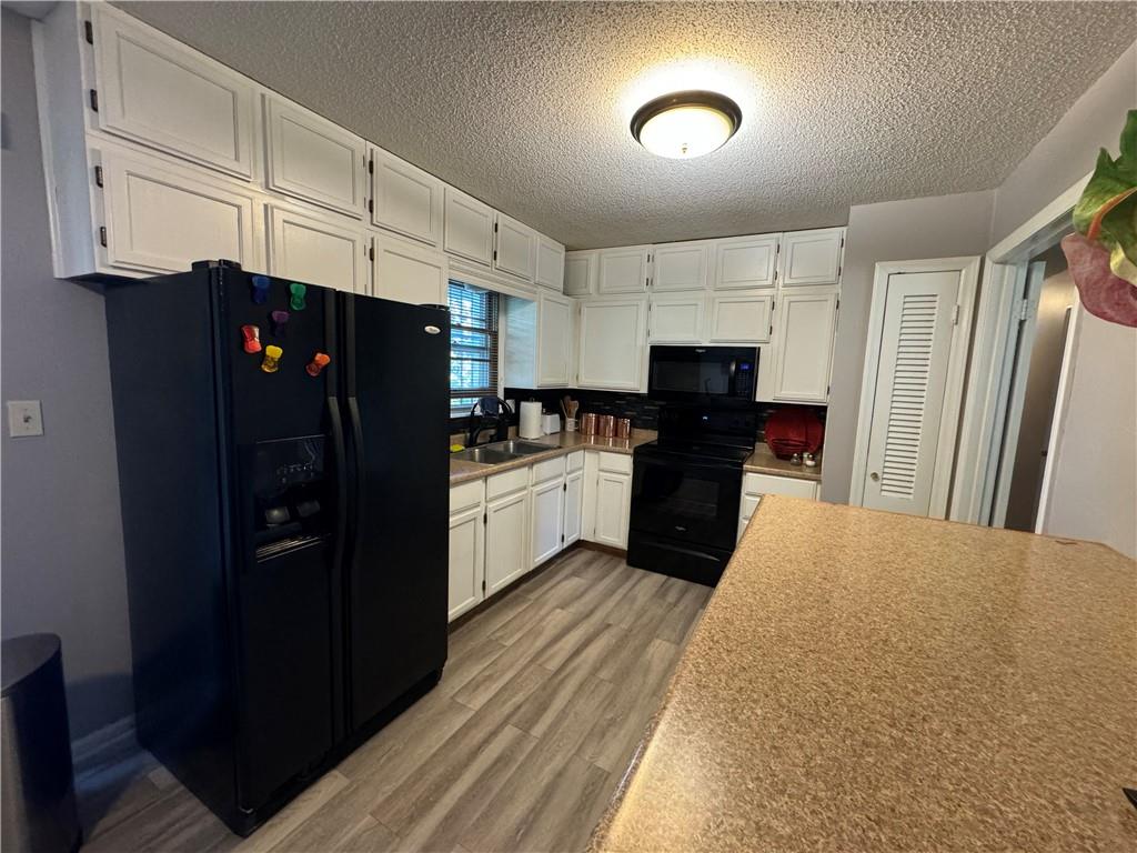 8916 E 57th Street Property Photo 3
